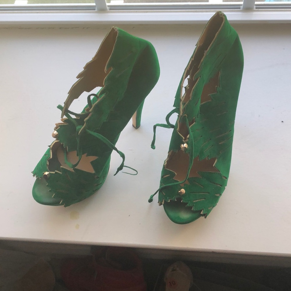 Shoes